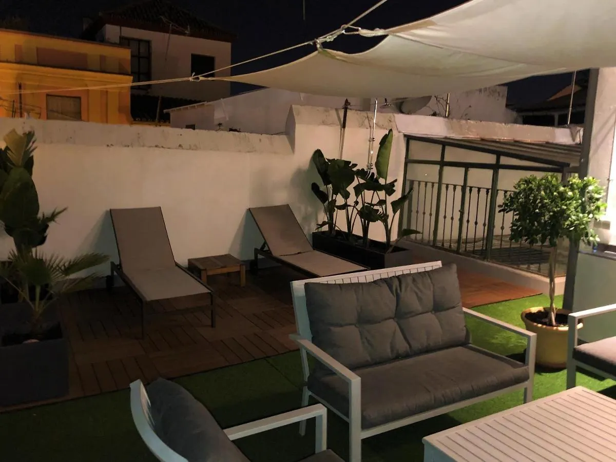 Home In Seville V33-B Apartment